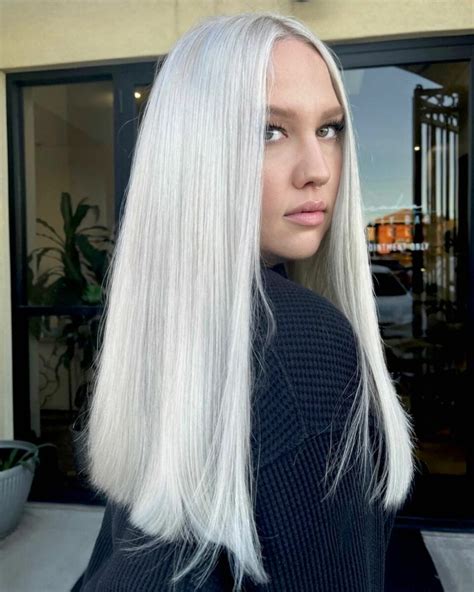 Icy Arctic Blonde: