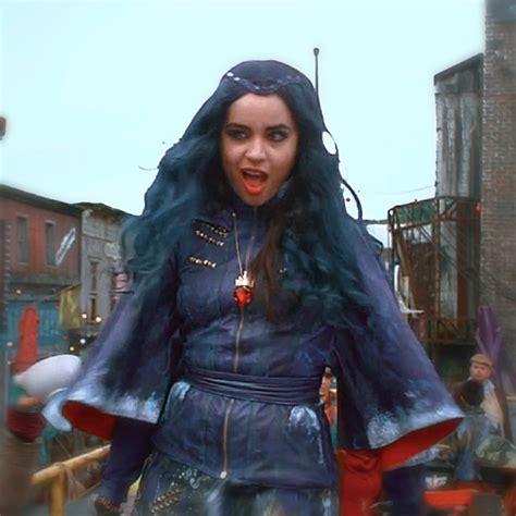 Ignite Your Inner Rebel: Unleashing the Power of Evie in Descendants 3