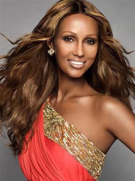 Iman Elegante: Effortless Elegance in Wavy Human Hair Wigs