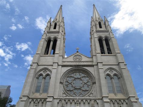 Immaculate Conception Basilica: A Monument of Faith 🗽