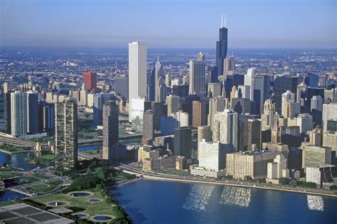 Immerse Yourself in Chicago's Architectural Legacy