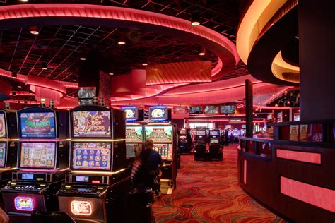 Immerse Yourself in Entertainment and Excitement at Cherokee Casino Roland, Oklahoma