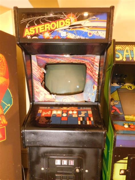 Immerse Yourself in the Retro Thrills of Asteroid Arcade Game