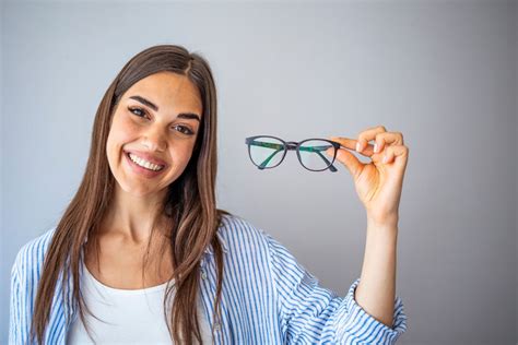 Importance of Eyeglasses