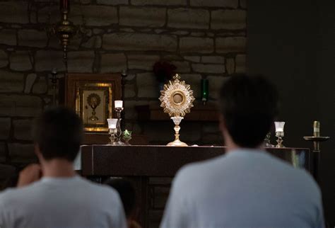 In God's Presence A Franciscan Reflective Adoration Doc