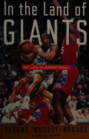 In the Land of Giants: My Life in Basketball Ebook Kindle Editon