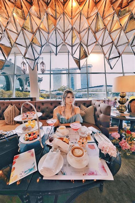 Indulge in Exquisite Delights: Fullerton Bay Hotel's 3-Tier Afternoon Tea