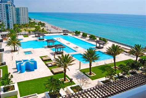 Indulge in a Luxurious Beach Club Experience at Hallandale Beach