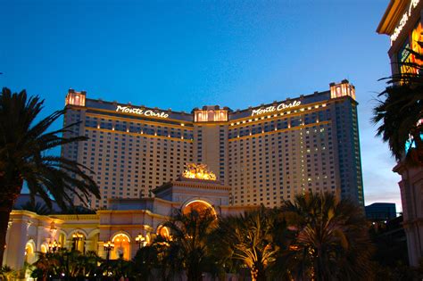 Indulge in a World of Opulence: Hotel Monte Carlo Resort and Casino