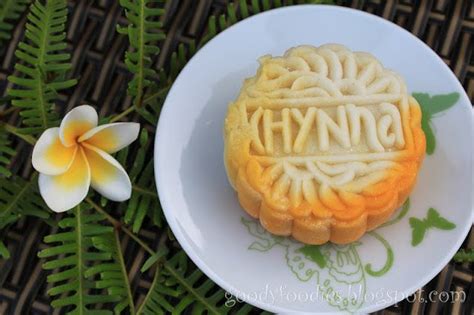 Indulge in the Heavenly Delights of Durian Mooncakes 2021