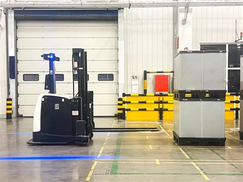 Industrial AGV Robots: Revolutionizing Modern Manufacturing