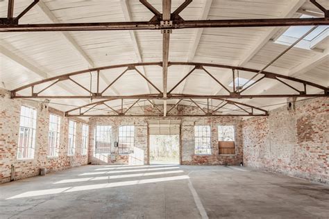 Industrial Warehouses for Rent Near Me: A Comprehensive Guide