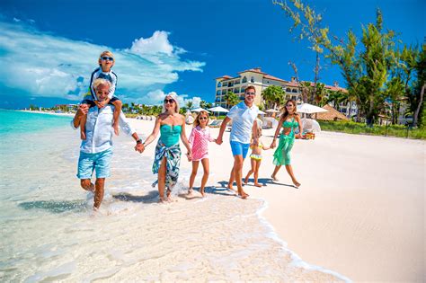 Inexpensive Family Beach Vacations: 4 Ways to Save Big