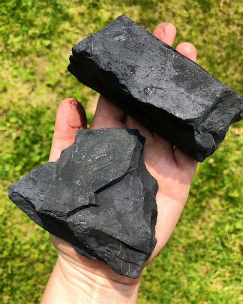 Ingesting raw shungite: