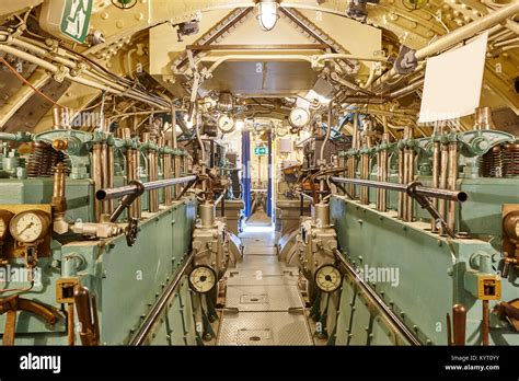 Inside Submarines Inside Military Machines