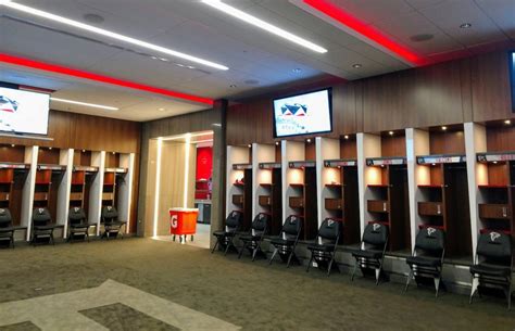 Inside the National Stadium's Locker Room: A Behind-the-Scenes Exploration