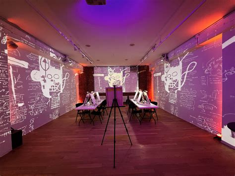 Interminable Rooms: The Unending Canvas for Immersive Storytelling