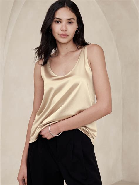 Into the World of Silk Tank Tops: A Comprehensive Guide