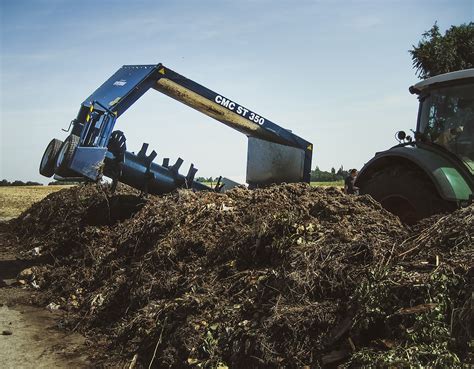 Introducing the Compost Turner Machine Single: A One-Machine Wonder