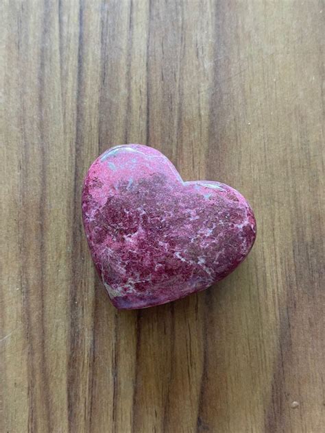 Introduction: A Glimpse into the Heart of Thulite