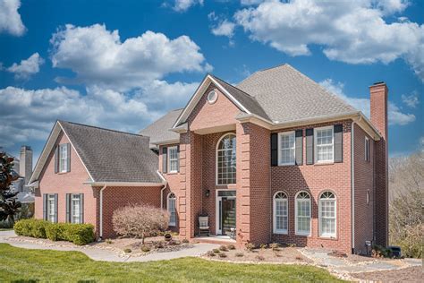 Introduction: A Renowned Figure in Knoxville Real Estate