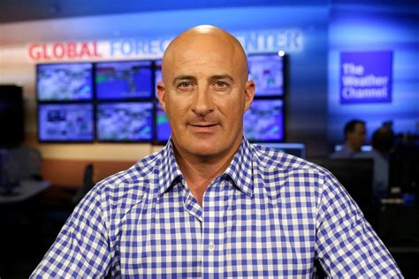 Introduction: Jim Cantore's Impact on Shirtless Reporting