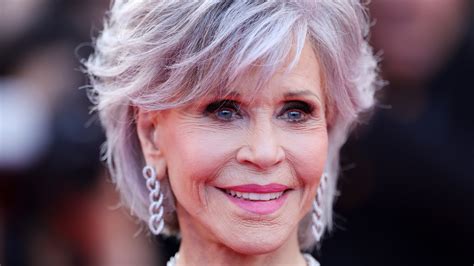 Introduction: The Allure of Jane Fonda's Signature Look