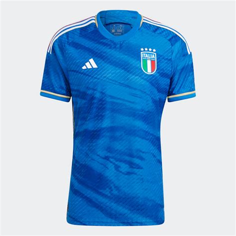 Italian Soccer Jersey: 2023 Guide to Iconic Shirts & Uniforms