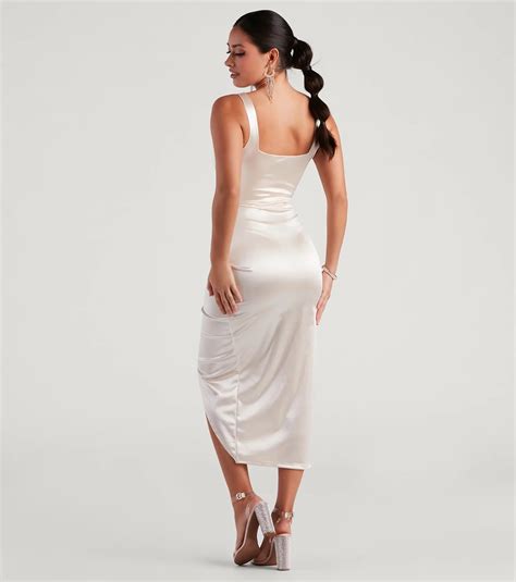 Ivory Satin Dresses: The Benefits