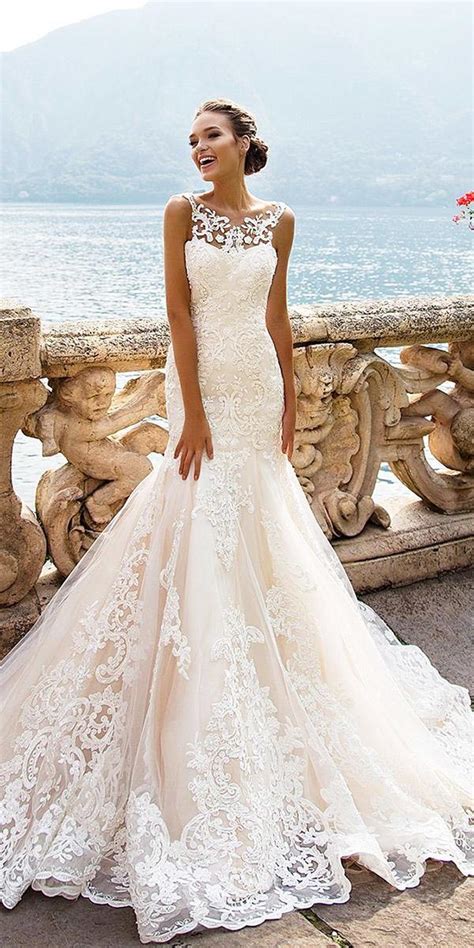 Ivory Wedding Dress: The Quintessential Elegance for Your Wedding