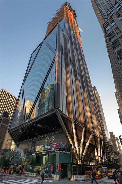 JPMorgan Chase Bank Headquarters: An Expansive Global Presence