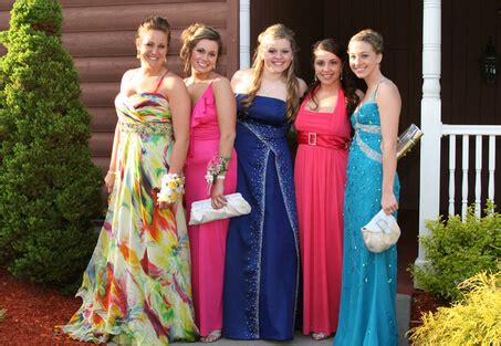 JR High Prom Dresses: A Guide for the Perfect Look