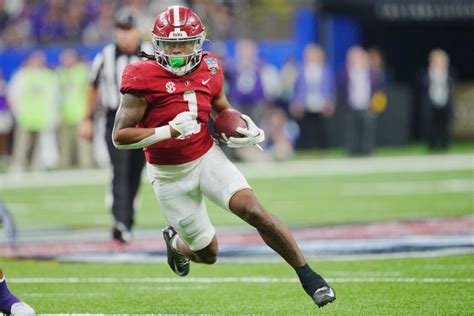 Jahmyr Gibbs: A Dynamic Force on the Field, Establishing a Legacy in Alabama Crimson Tide Football