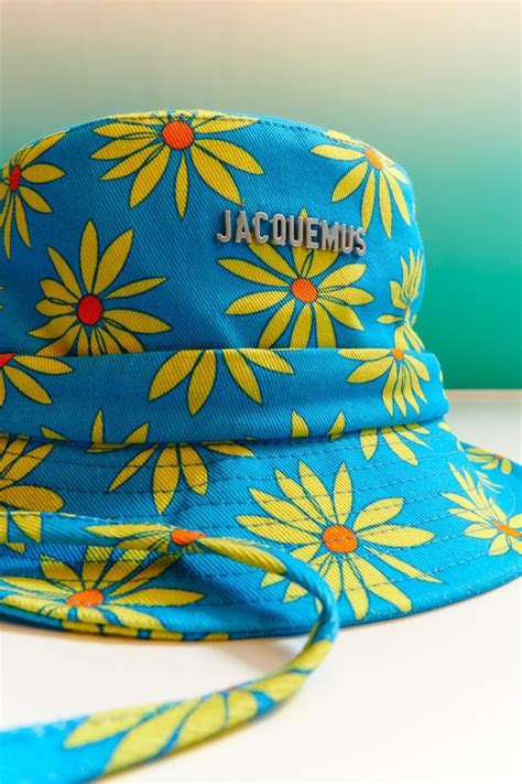 Jaquemus Hat: A Timeless Accessory