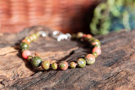 Jasper Bracelet: Healing Powers, Types, and Benefits