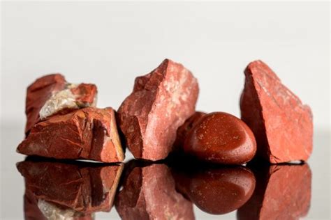 Jasper Stone Raw: Uncover the Ancient Powerhouse