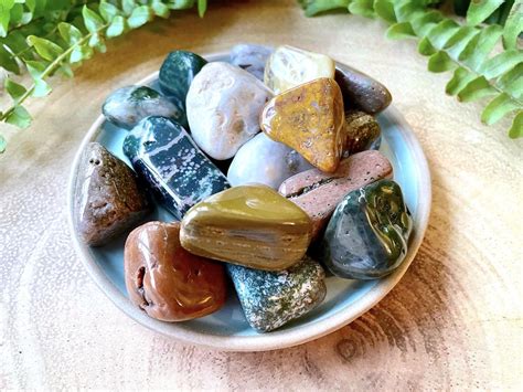 Jasper with Quartz: The Perfect Combination for a Holistic Gemstone