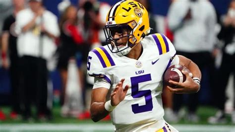 Jayden Daniels Jersey: 2023 Guide to the Star Quarterback's Gear