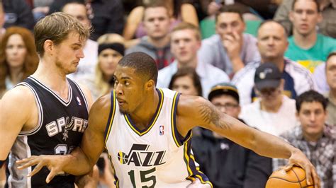 Jazz vs Spurs: A Tale of Two Teams on a Collision Course