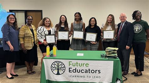 Jen Piper: Inspiring Future Educators at the University of Michigan