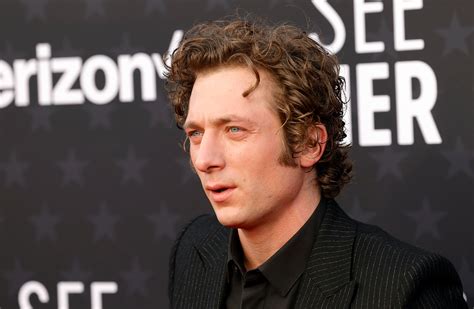 Jeremy Allen White Hair: A Comprehensive Guide to Hair Care and Maintenance