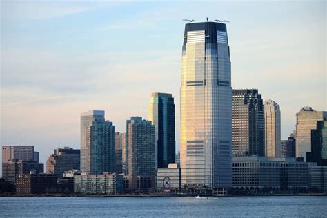 Jersey City Downtown: A Hub of Commerce and Culture