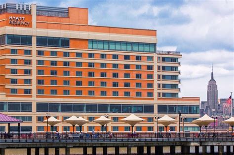 Jersey City Hotels NJ: A Comprehensive Guide to 10+ Top-Rated Accommodations