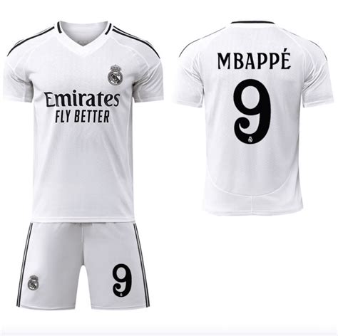 Jersey Number 9: Debut Season at Real Madrid