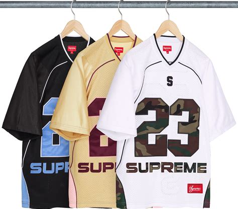 Jerseys Supreme: 2023's Ultimate Guide to Customized Athletic Apparel