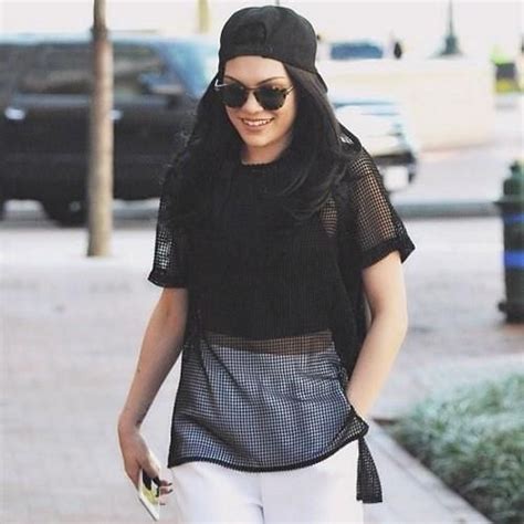 Jessie J Tee Shirts: A Style Statement for Trendsetters