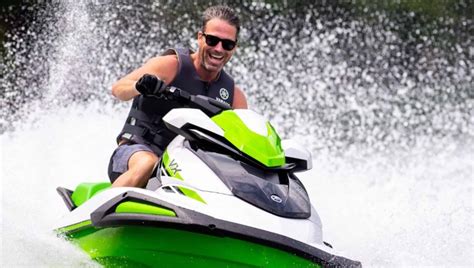 Jet Ski Rental St Petersburg FL: 9 Thrilling Ways to Explore the Gulf Coast