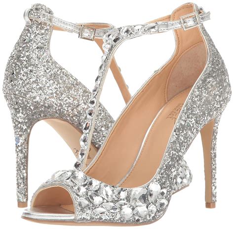 Jewel Badgley Mischka