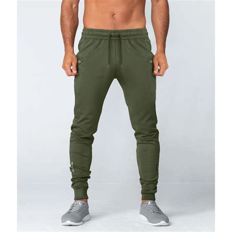 Jogger Fit: