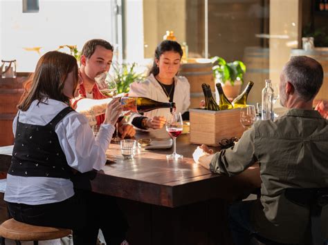 Jonathan Oak Cliff Restaurant: An Ode to Culinary Excellence